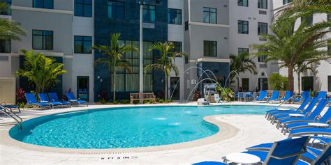 Staybridge Suites Naples .